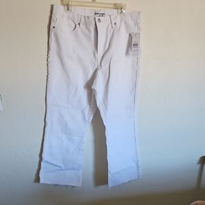 DKNY Women's Crisp White Cropped Jeans